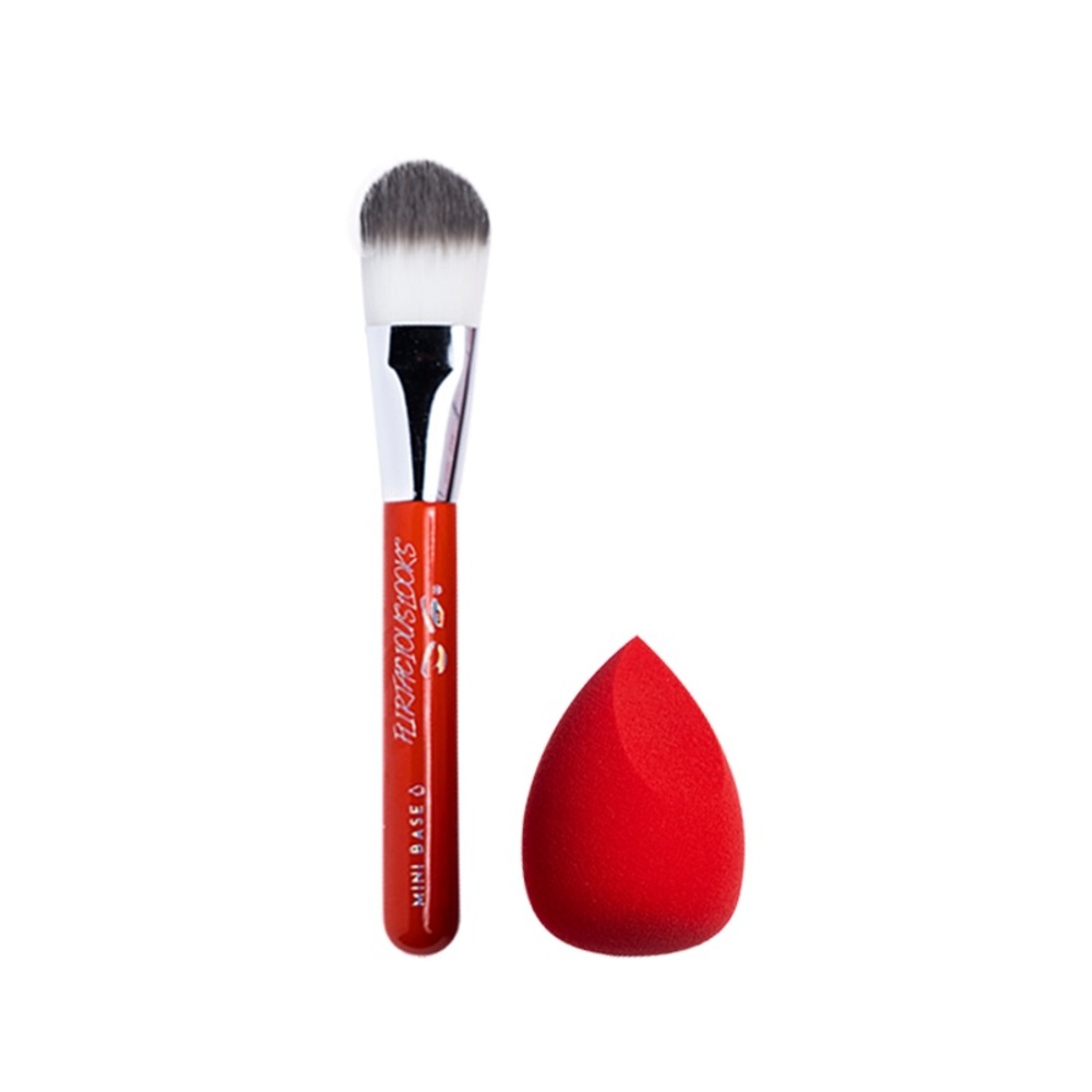 FLIRTACIOUS LOOKS COSMETICS | The Perfect Duel: Foundation Travel Set